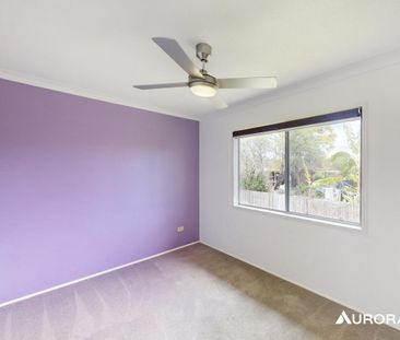 SPACIOUS HOME WITH HUGE INGROUND POOL! - Photo 3