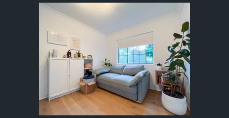 Central Living minutes from Sydney University & Glebe Village - Photo 4