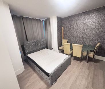 1 Bed Flat, Biscot Road, LU3 - Photo 1