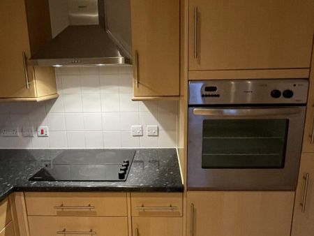 1 bedroom flat to rent - Photo 4