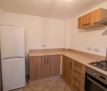 3 bedroom semi-detached house to rent - Photo 6