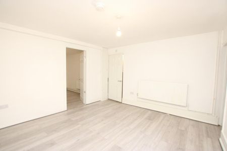 1 bedroom terraced house to rent - Photo 2