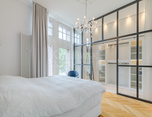 Luxusflair mit Wasserturmblick – Vollmöblierte Arkadenwohnung mit Balkon! - Foto 1
