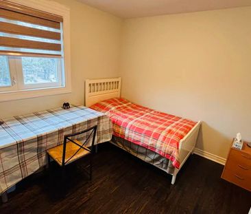 For Lease - 145 Steeles Avenue, Toronto, Ontario - Photo 5