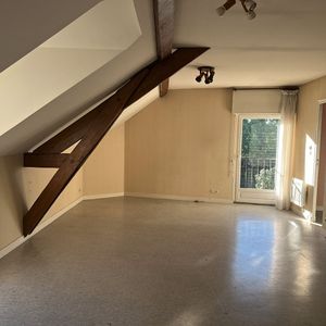 Location Appartement 3 pièces 65m² - Photo 2