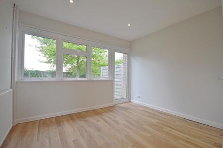 1 bedroom terraced bungalow to rent - Photo 2