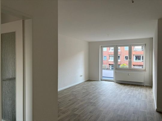 BRUNSBÜTTEL: 1 Monat mietfrei wohnen! 2,5-Zimmer-Whg. mit Balkon (nur mit Wohnberechtigungsschein) - Photo 1