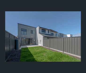 4 Beatrice Walk, Mansfield Park, SA 5012 - Photo 6