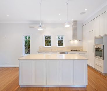 Character Home with North Facing Garden - Photo 3