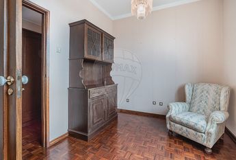 Apartamento T4 em Porto