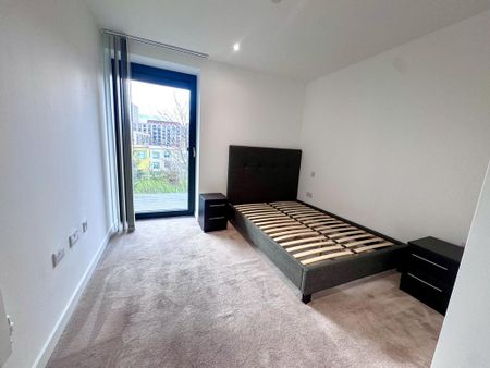 3 bedroom flat to rent - Photo 5