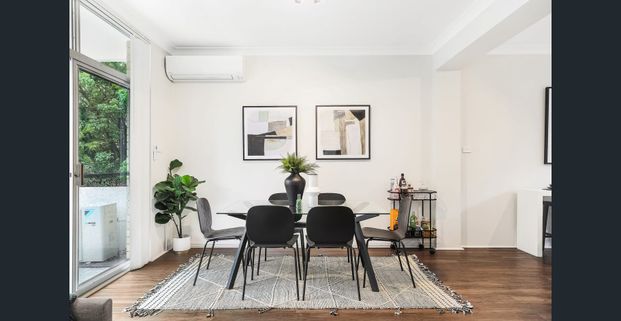 Sunny north-westerly aspect - Photo 1