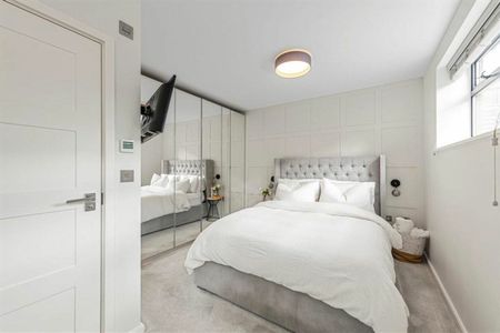 Elmtree Road, Teddington, TW11 - Photo 3