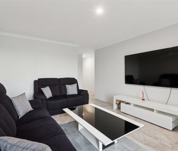 IDEAL FAMILY HOME (AVAILABLE FROM 5TH DECEMBER) - Photo 3