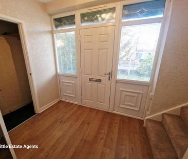 3 bedroom semi-detached house to rent - Photo 3