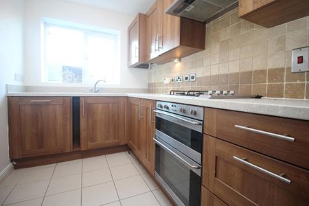 3 bedroom townhouse to rent - Photo 2