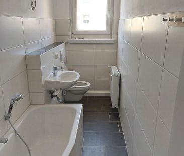 NEUE schöne 2 Raumwohnung! - Foto 1