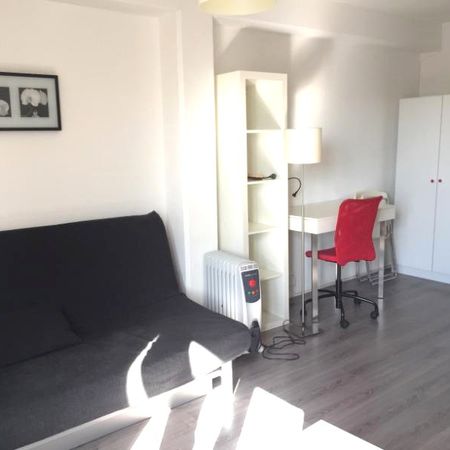 BREST JAURES- Studio meublé de 18m² - Photo 3