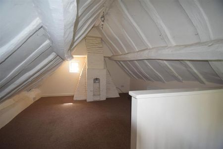 3 bedroom detached house to rent - Photo 5