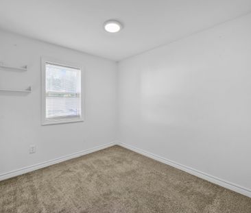 For Lease - 26 Metcalfe Street, Cambridge, Ontario - Photo 6