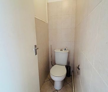 Room in a Shared Flat, Carey Gardens, SW8 - Photo 6