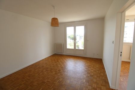 Location Appartement 2 pièces 45m² NANTES 44300 - Photo 2