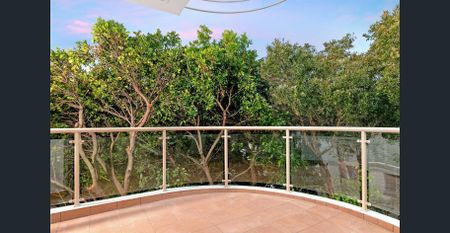 Coastal Comfort & Style – Only Steps to Dee Why Beach - Photo 5