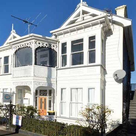 Studio rooms on High St - Available 01/01/2026 - Photo 1