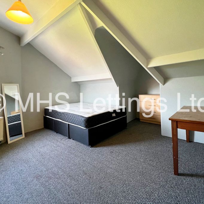 4 Bedroom Apartment for rent in Queens Road - Photo 1