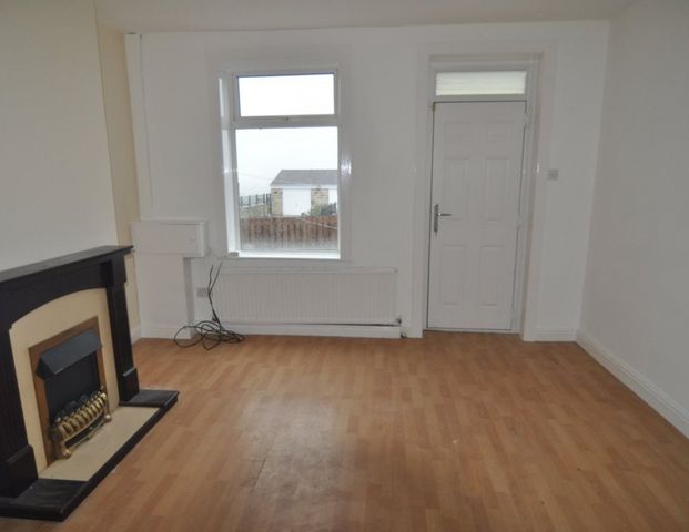 2 bed Terraced - To Let - Photo 1