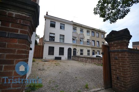 5 bed End Terraced House for Rent - Photo 2