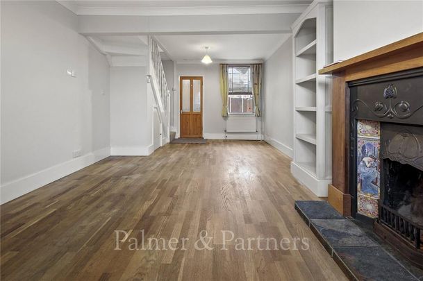 2 bedroom terraced house to rent - Photo 1