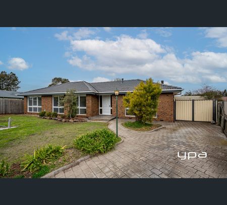 3 Monterey Ct, Sunbury, Vic 3429 - Photo 4