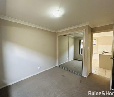 Modern Duplex - Photo 3