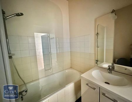 Location Appartement 2 pièces 34m² ST ETIENNE 42000 - Photo 4