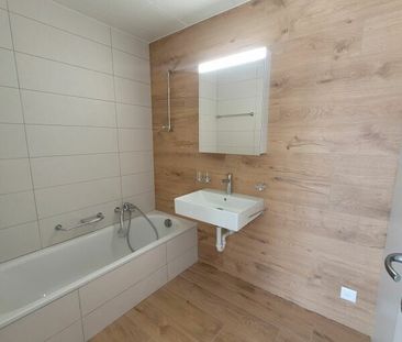 Renovated 4.5-room family apartment - Photo 4