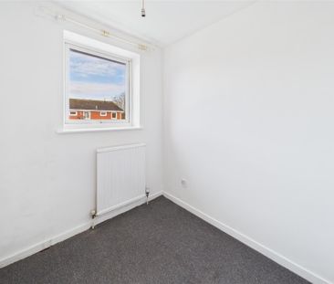 2 bedroom Town house to rent - Photo 3