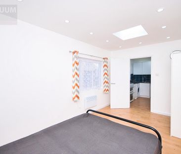 1 bedroom detached house to rent - Photo 4