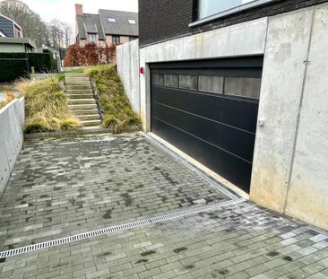 Prachtig nieuwbouwappartement met 2 slprs, terras en autostaanplaats! - Photo 4