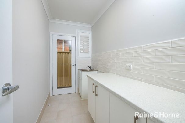 3 Bedroom Unit Located in the CBD - 15/12/25!!! - Photo 1
