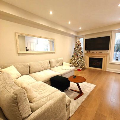 For Lease - 3430 Hayhurst Crescent, Oakville, Ontario - Photo 1