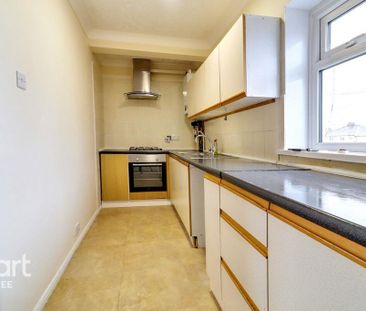 3 bedroom apartment to rent - Photo 2