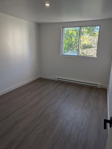Grand 5 1/2 | 6 électroménagers inclus | Promo en cours! - Photo 3