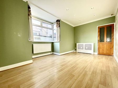 3 bedroom terraced house to rent - Photo 2