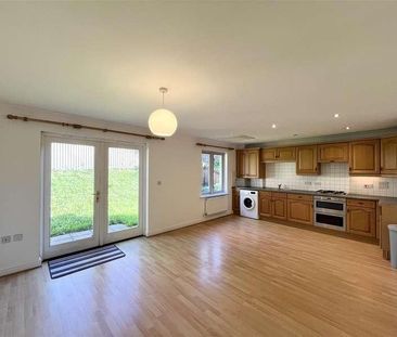 Bezant Place, Newquay, TR7 - Photo 2