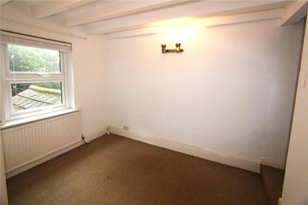 3 bedroom terraced house to rent - Photo 5