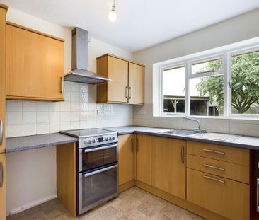 3 bedroom terraced house to rent - Photo 4