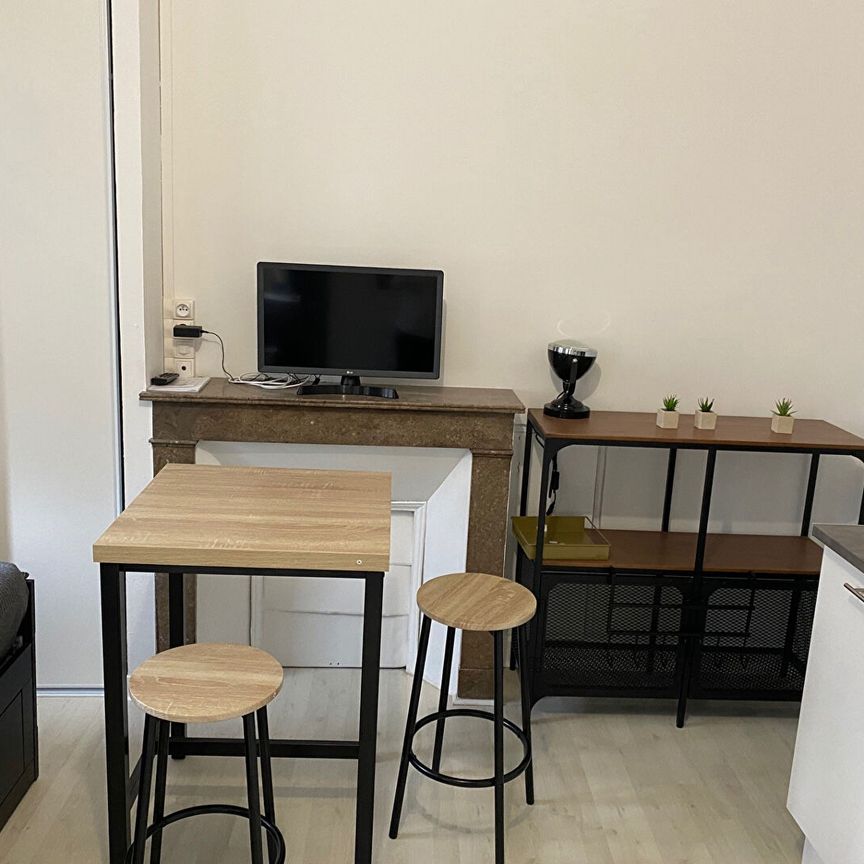 Location Appartement 1 pièce 20m² - Photo 1
