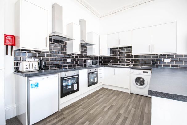 2746L East Preston Street, Edinburgh, EH8 9QB - Photo 1