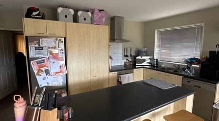 Low Maintenance & Great Location - Photo 5